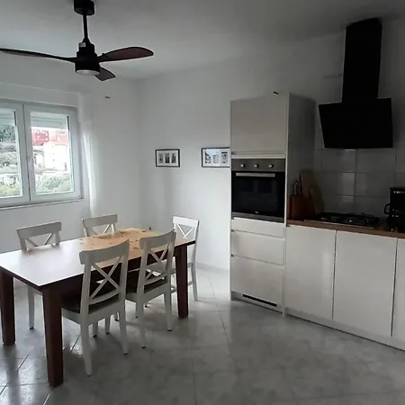 Mary Of Mira - Free Parking - 2bd - Self Check In * Σπλιτ